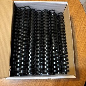 Fellowes Plastic Binding Combs 25mm Black 151-200‎ Sheet Capacity 50 Count